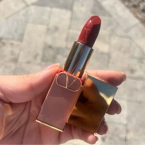 Valentino Rosso Satin Lipstick in 142A Flirty Nude warm reddish brown luxurious
